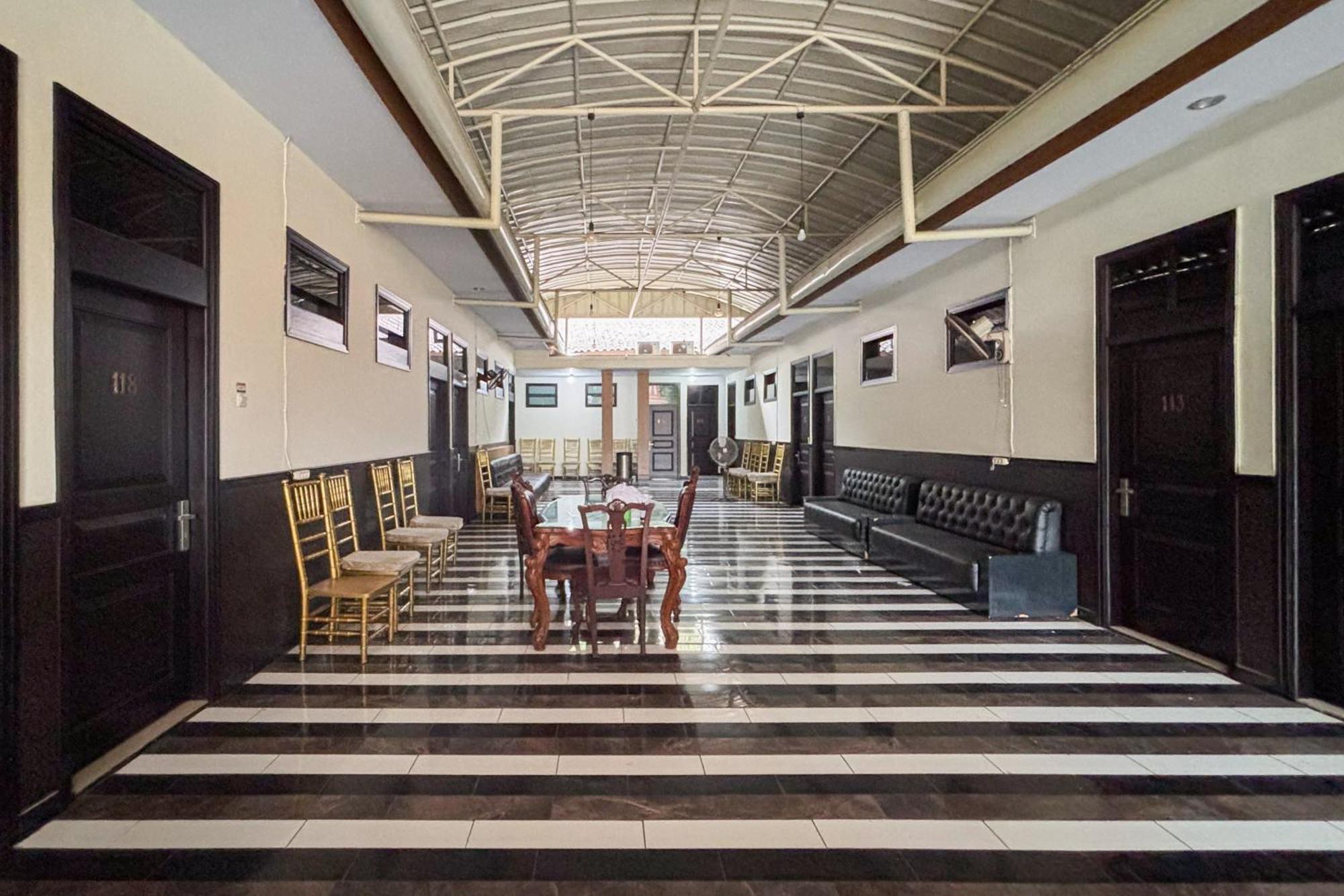 Urbanview Alfiya Hotel Lampung باندار لامبونغ المظهر الخارجي الصورة