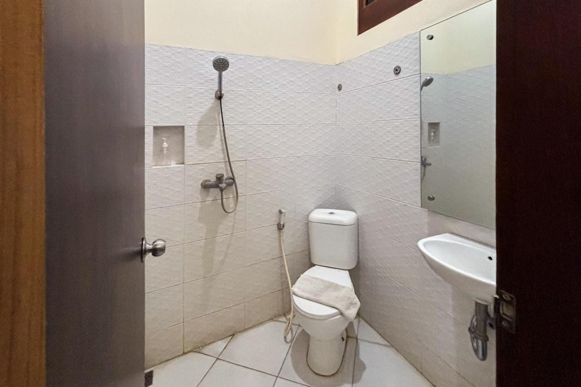 Urbanview Alfiya Hotel Lampung باندار لامبونغ المظهر الخارجي الصورة