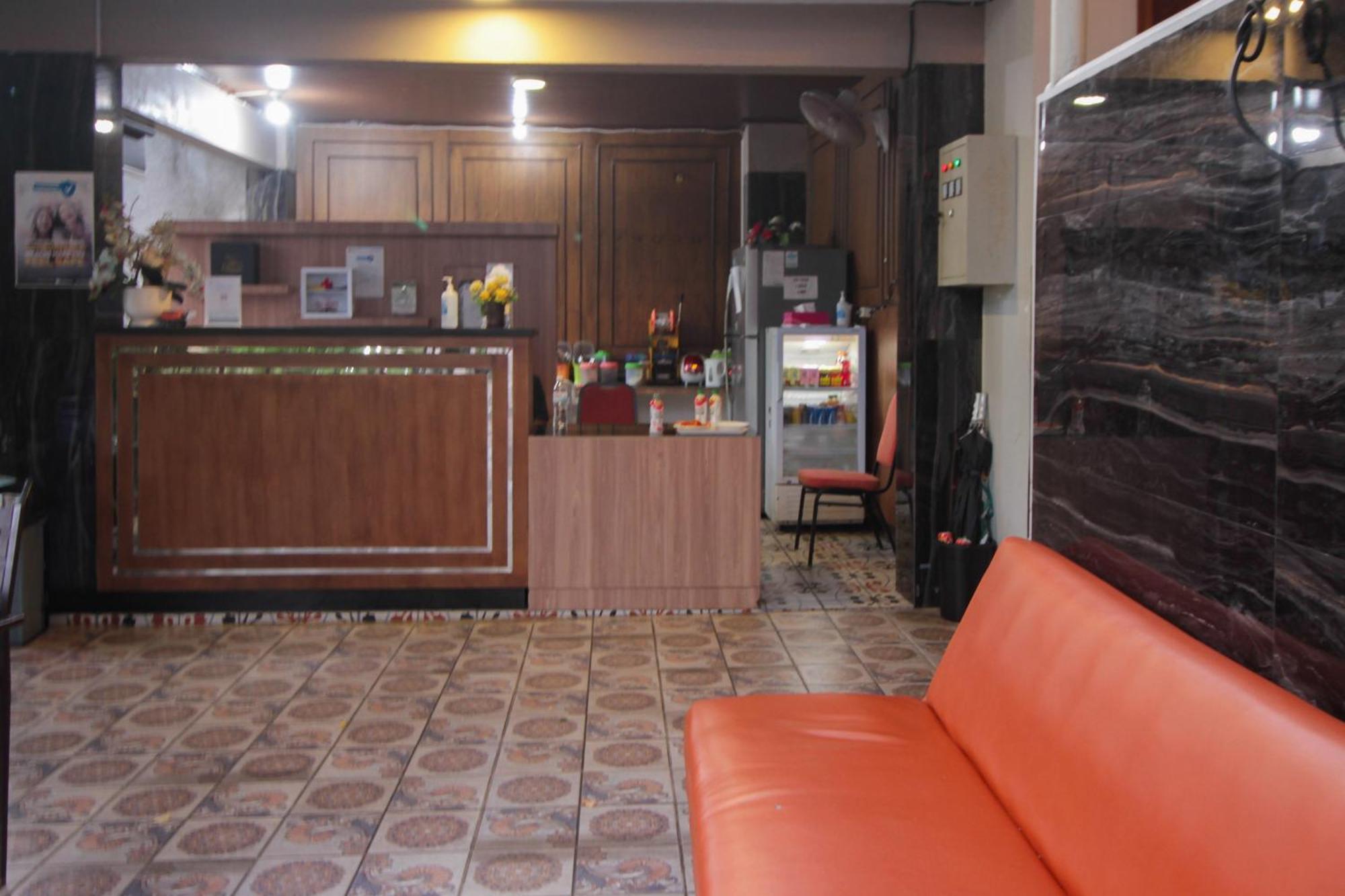 Urbanview Alfiya Hotel Lampung باندار لامبونغ المظهر الخارجي الصورة