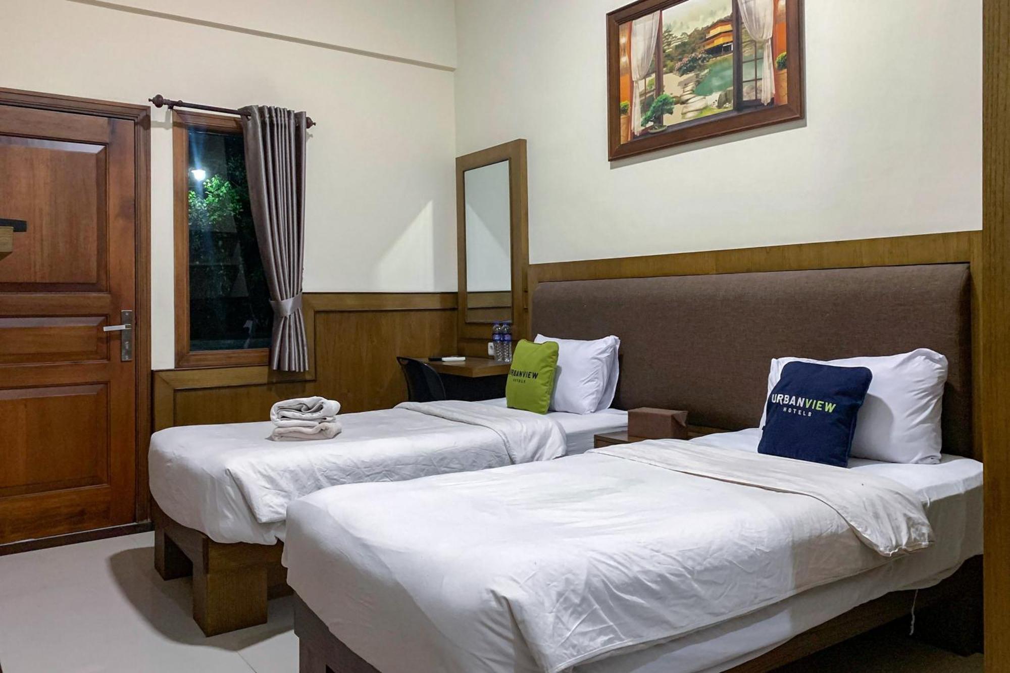 Urbanview Alfiya Hotel Lampung باندار لامبونغ المظهر الخارجي الصورة